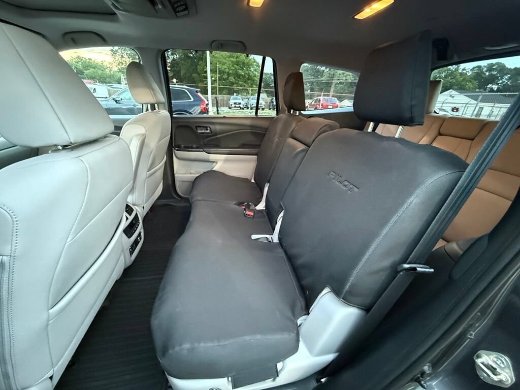 Used 2018 Honda Pilot Touring Touring AWD