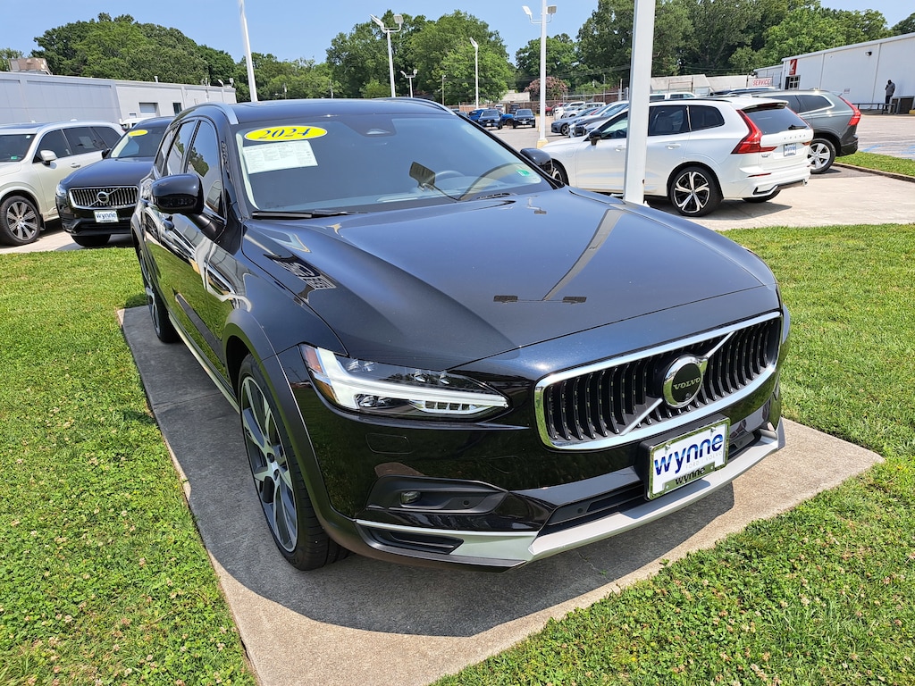 Certified 2024 Volvo V90 Cross Country Ultimate B6 AWD Ultimate