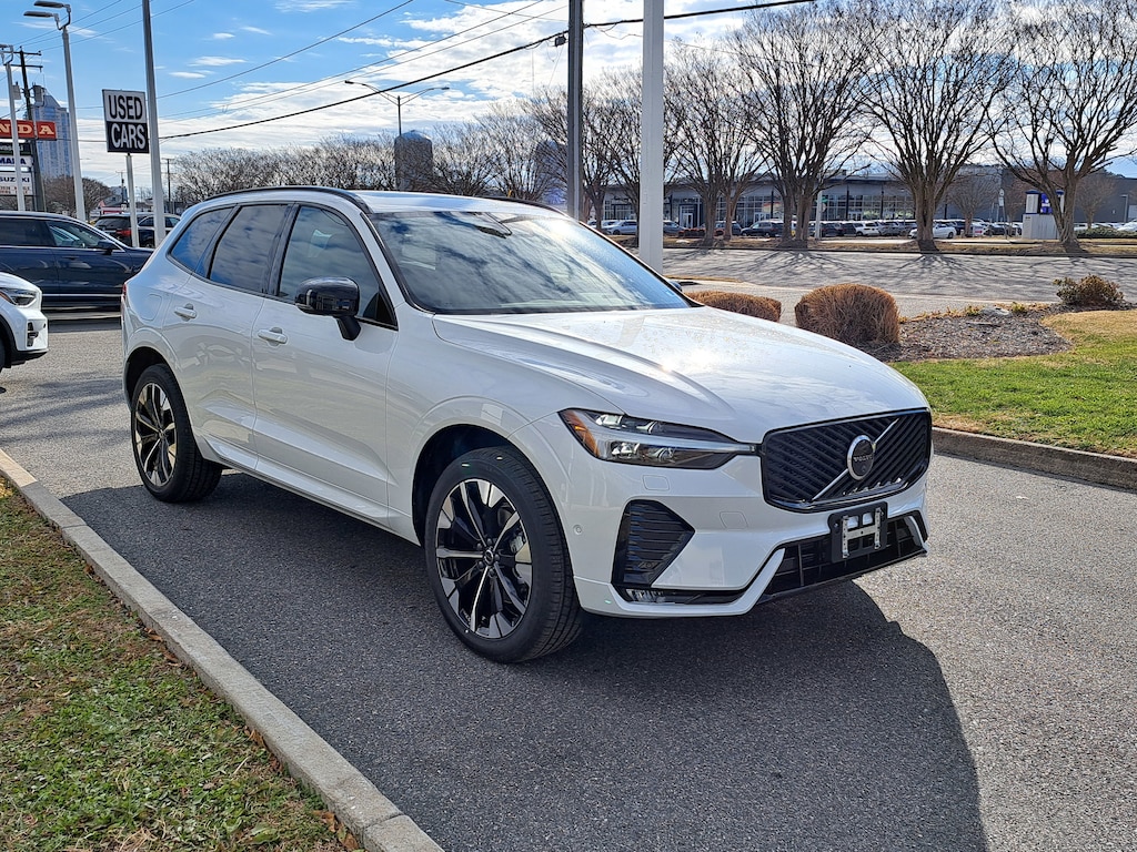 New 2026 Volvo XC60 B5 Plus SUV