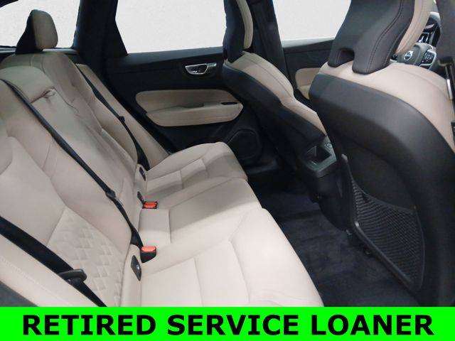 2026 Volvo XC60 Plus - Photo 11