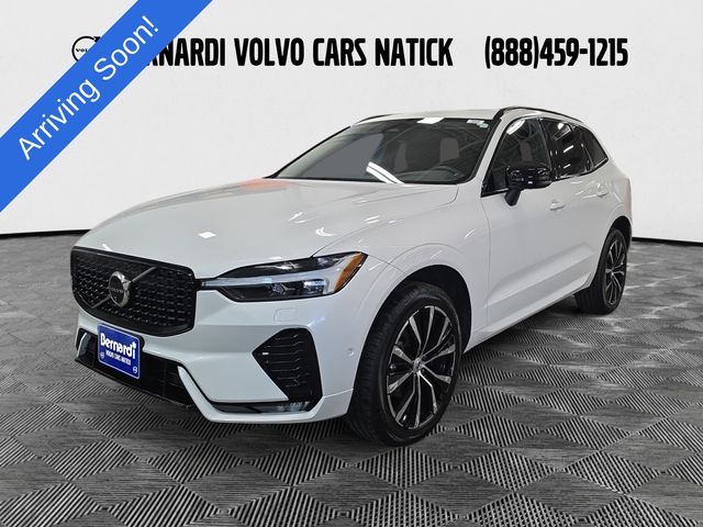 2024 Volvo XC60 B5 Plus Dark Theme AWD's photo