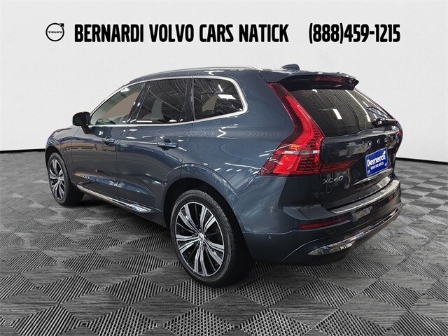 2022 Volvo XC60 B5 Inscription photo 3