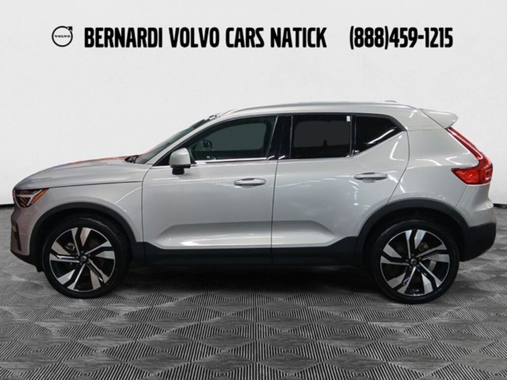 Certified 2023 Volvo XC40 B5 Plus Bright Theme SUV