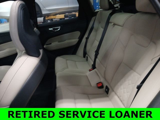 2026 Volvo XC60 Plus - Photo 33
