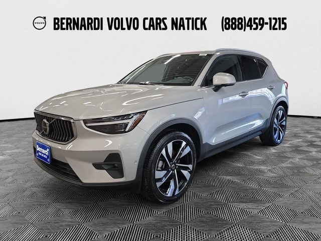 2023 Volvo XC40 B5 Ultimate Bright AWD's photo
