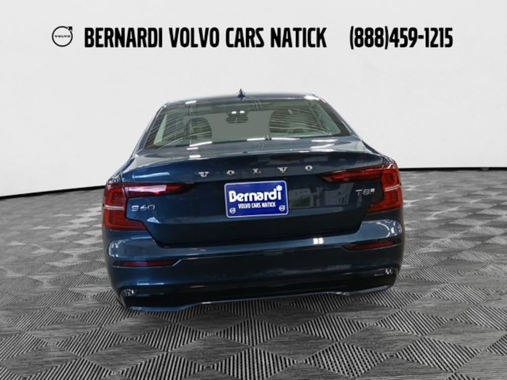 Certified 2025 Volvo S60 Plug-In Hybrid T8 Ultra Sedan