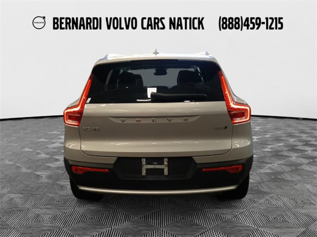 Certified 2023 Volvo XC40 B5 Plus Bright Theme SUV