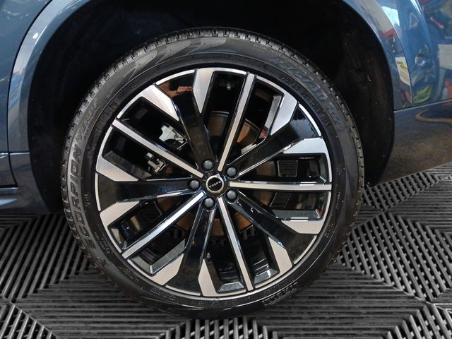 2026 Volvo XC90 Plus - Photo 21