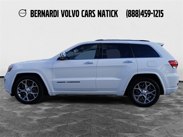 2021 Jeep Grand Cherokee Overland photo 2
