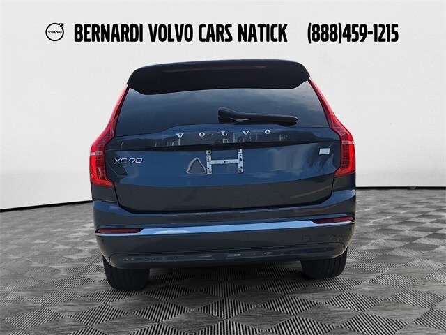 2023 Volvo XC90 Recharge T8 Plus photo 4