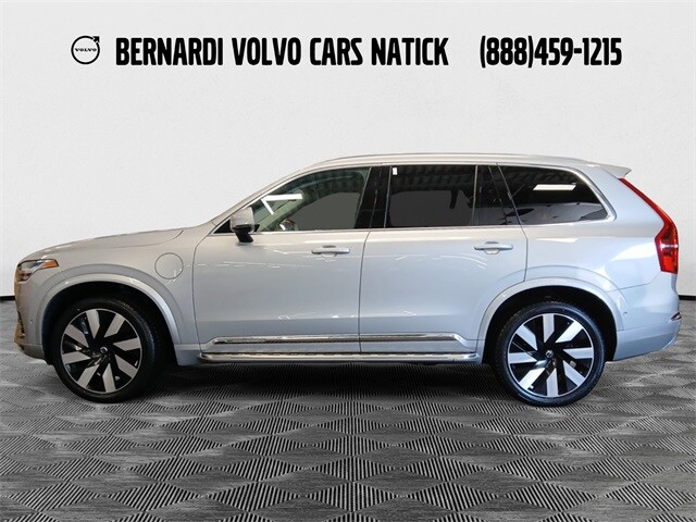 2023 Volvo XC90 Recharge Ultimate photo 2