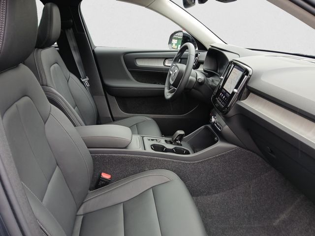 2026 Volvo XC40 Core - Photo 12