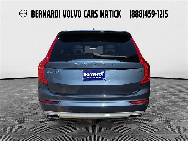 2020 Volvo XC90 T5 Momentum photo 4