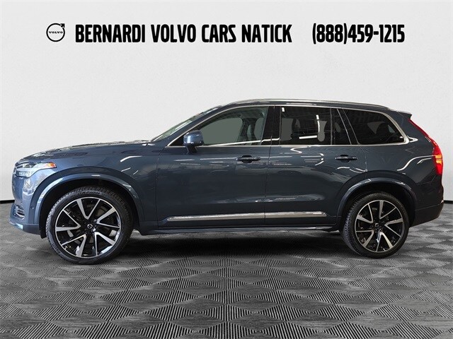2023 Volvo XC90 Plus photo 2