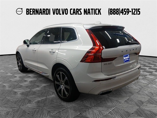 2021 Volvo XC60 T5 Inscription photo 2