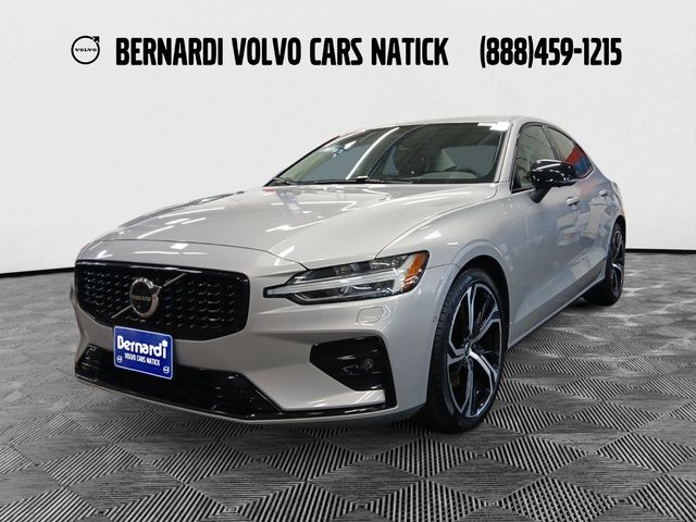 2023 Volvo S60 B5 Plus Dark Theme AWD's photo