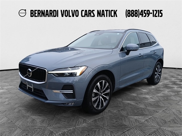 2023 Volvo XC60 Core's photo