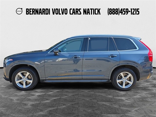 2020 Volvo XC90 T5 Momentum photo 2