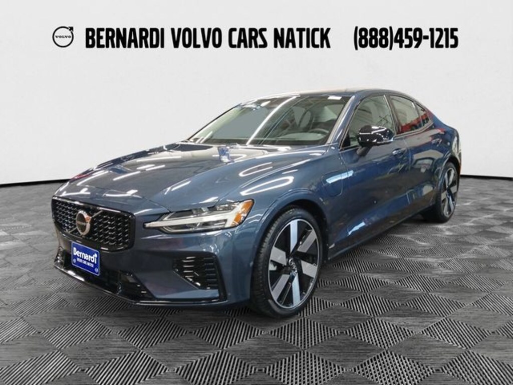 Certified 2025 Volvo S60 Plug-In Hybrid T8 Ultra Sedan