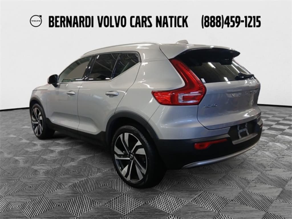 Certified 2023 Volvo XC40 B5 Plus Bright Theme SUV