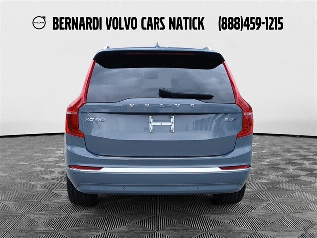 2023 Volvo XC90 Plus photo 4