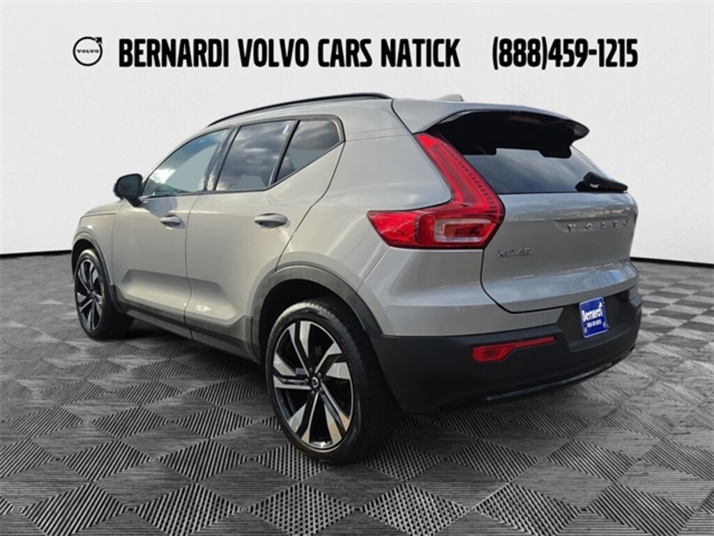 Used 2023 Volvo XC40 Ultimate SUV