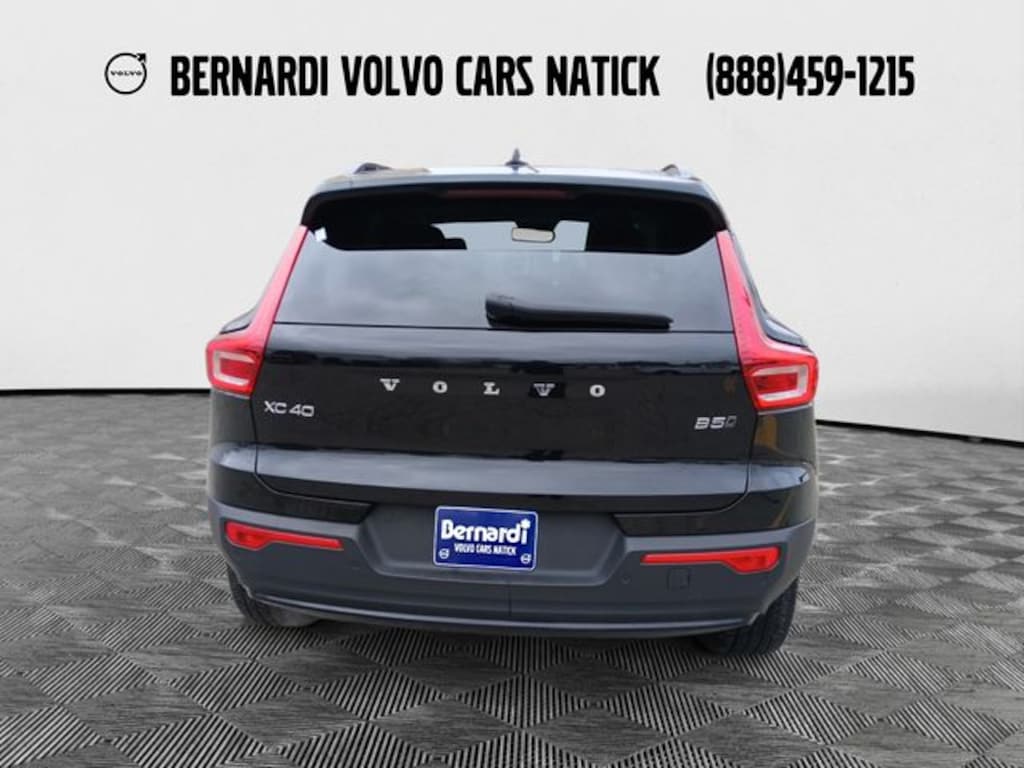 Certified 2023 Volvo XC40 Ultimate SUV