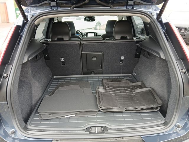 2026 Volvo XC40 Core - Photo 23