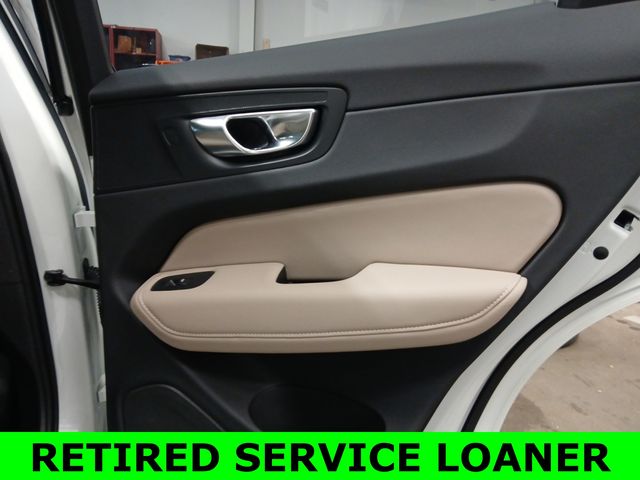 2026 Volvo XC60 Plus - Photo 28