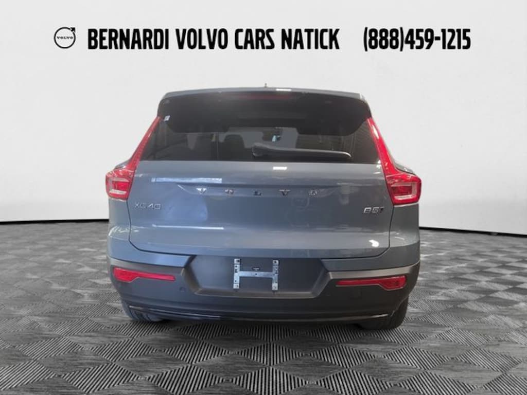 Certified 2023 Volvo XC40 B5 Plus Dark Theme SUV