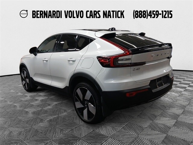 2023 Volvo C40 Recharge Ultimate photo 3