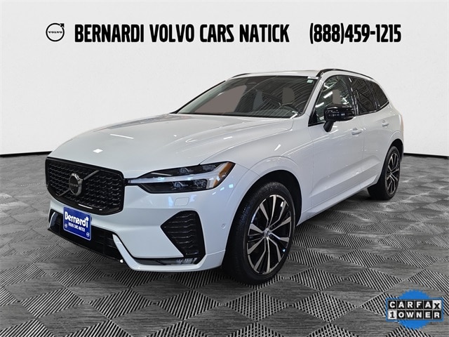 2023 Volvo XC60 Plus's photo