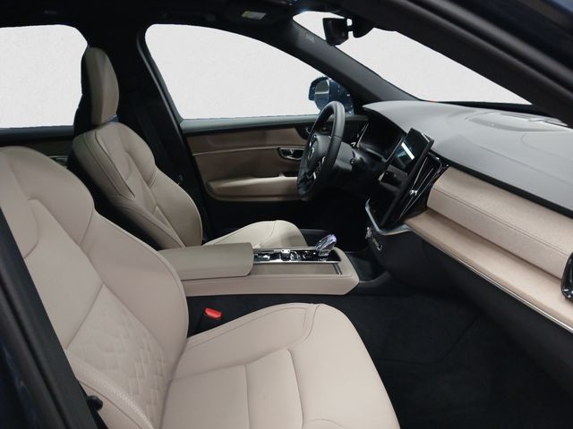 2026 Volvo XC90 Plus - Photo 12