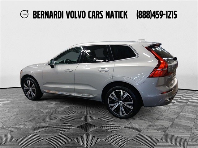 2022 Volvo XC60 Inscription photo 3