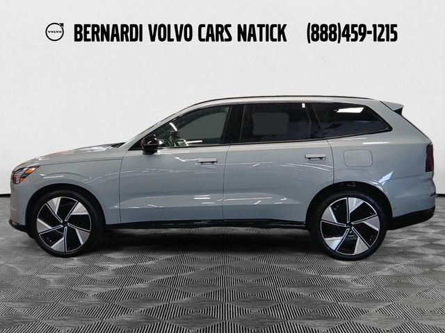 Used 2025 Volvo EX90 Ultra with VIN 7JDE23VL5SG000727 for sale in Natick, MA