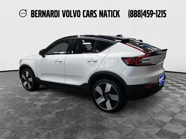 2022 Volvo C40 Recharge Ultimate photo 2