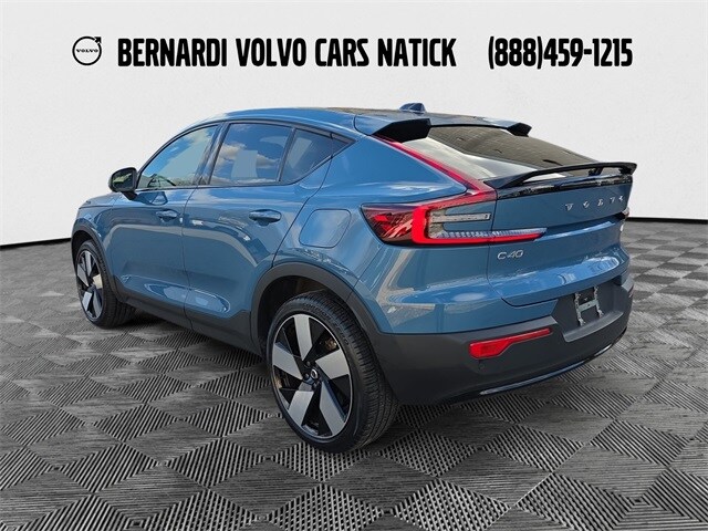 2023 Volvo C40 Recharge Ultimate photo 3