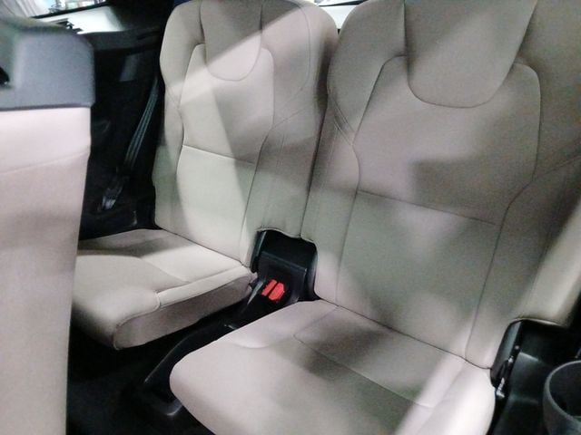 2026 Volvo XC90 Plus - Photo 33