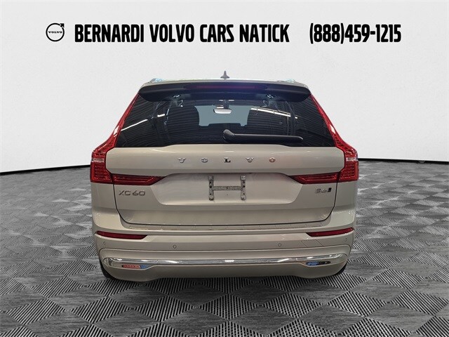 2022 Volvo XC60 Inscription photo 4