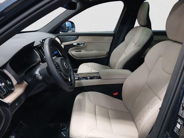 2026 Volvo XC90 Plus - Photo 9