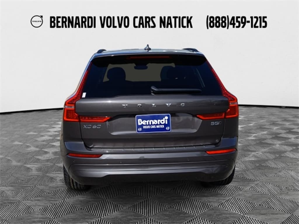 Used 2023 Volvo XC60 B5 Core SUV