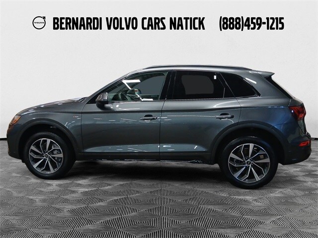 2024 Audi Q5 45 S line Premium photo 2