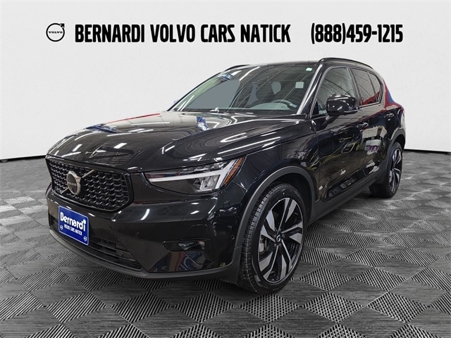 2024 Volvo XC40 Plus's photo