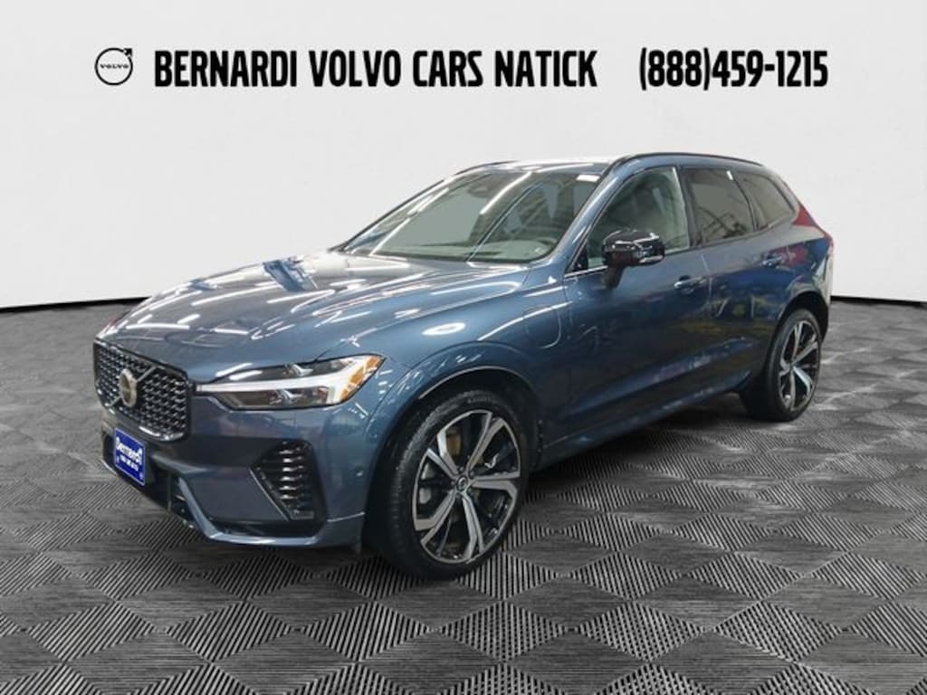 Used 2022 Volvo XC60 Recharge Plug-In Hybrid T8 R-Design SUV