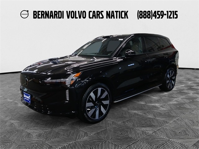 2025 Volvo EX90 Ultra's photo