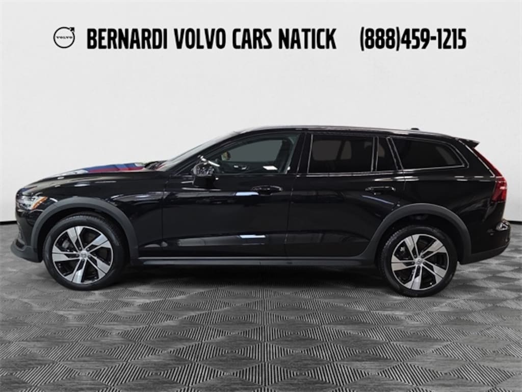 Used 2024 Volvo V60 Cross Country B5 Plus Wagon