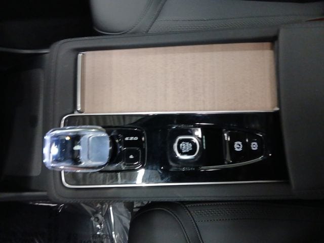 2026 Volvo XC90 Core - Photo 15