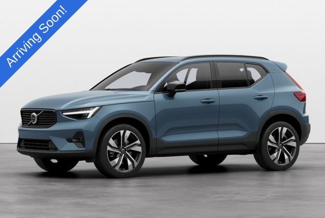 2023 Volvo XC40 B5 Plus Dark AWD's photo