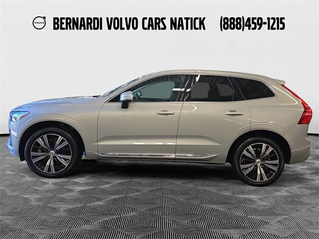 2022 Volvo XC60 Inscription photo 2