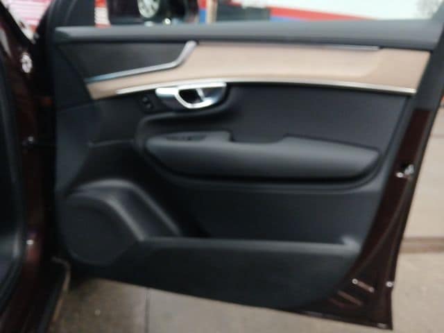 2026 Volvo XC90 Core - Photo 27